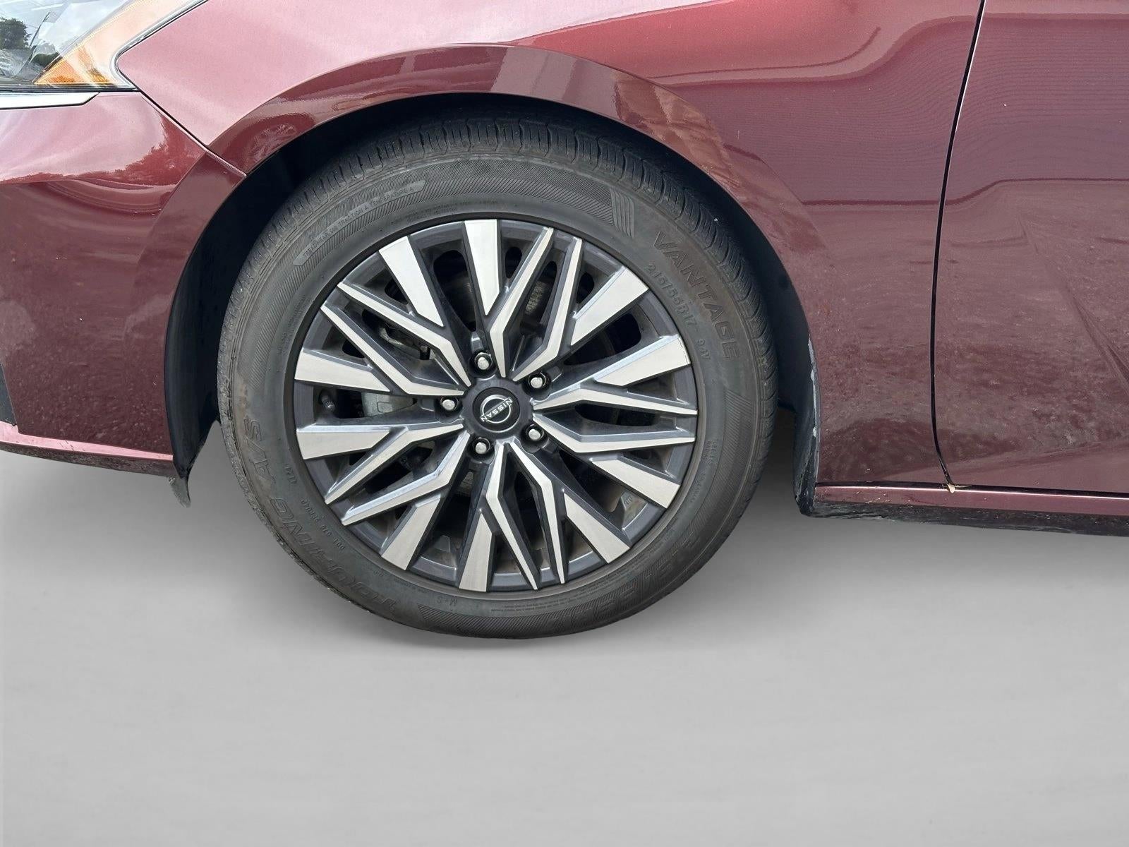 2024 Nissan Altima 2.5 SV Sedan