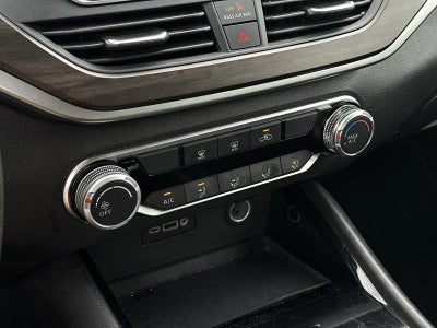 2024 Nissan Altima 2.5 SV Sedan