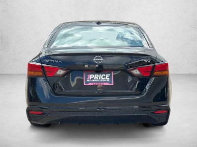 2024 Nissan Altima 2.5 SV Sedan