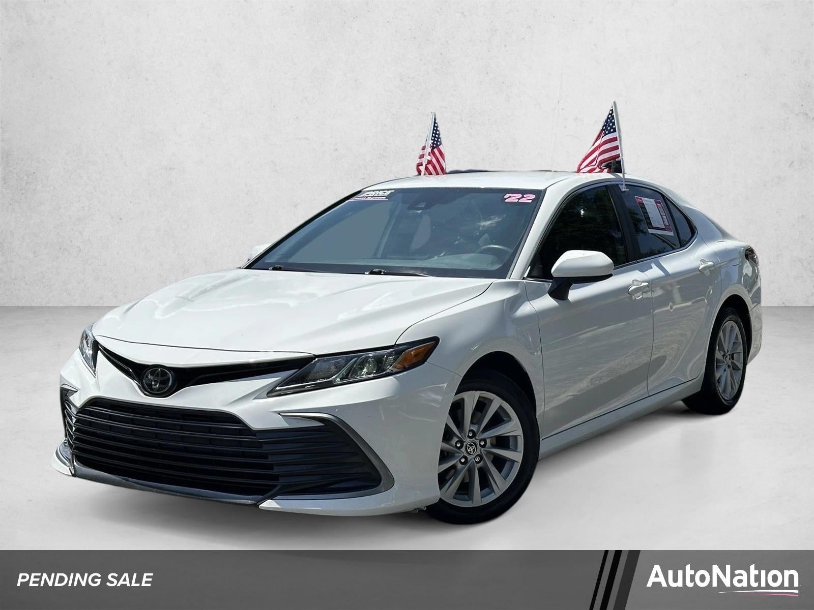 2022 Toyota Camry LE Auto (SE)