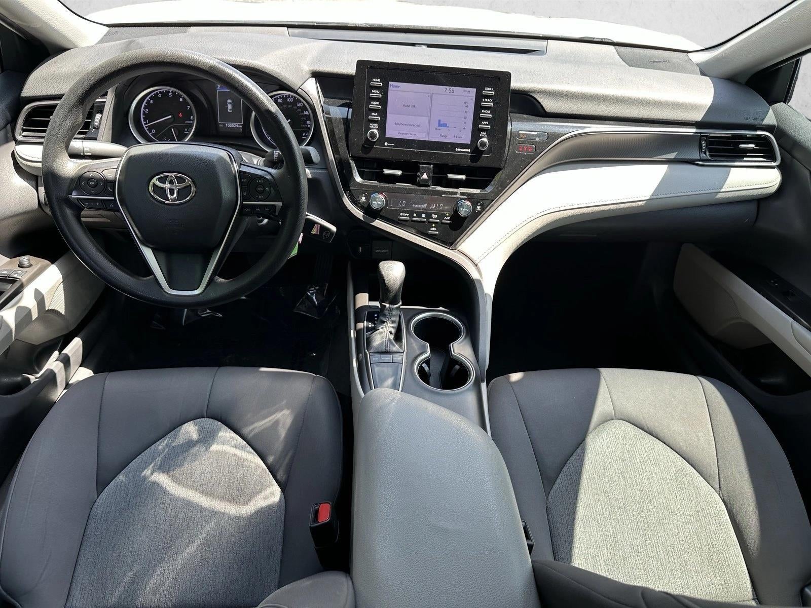 2022 Toyota Camry LE Auto (SE)