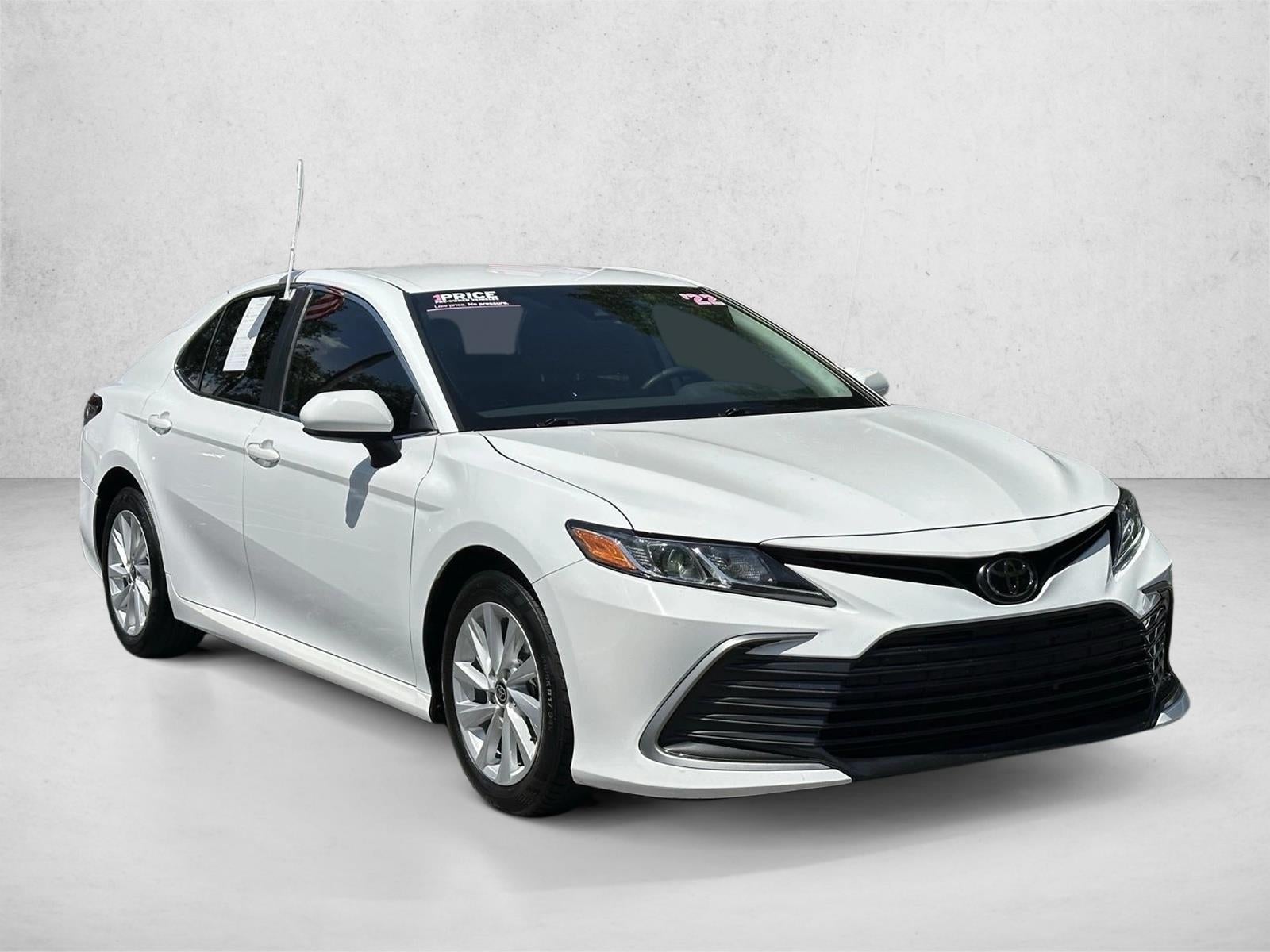 2022 Toyota Camry LE Auto (SE)