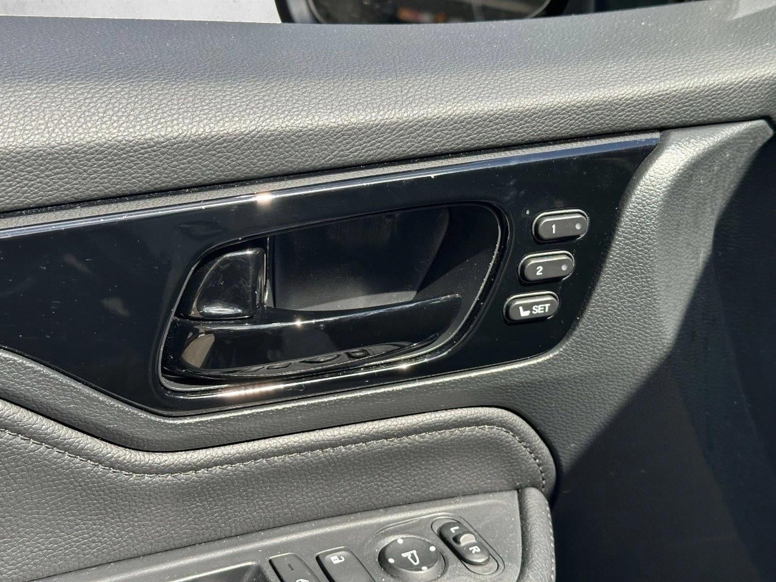 2023 Honda Odyssey Touring Auto