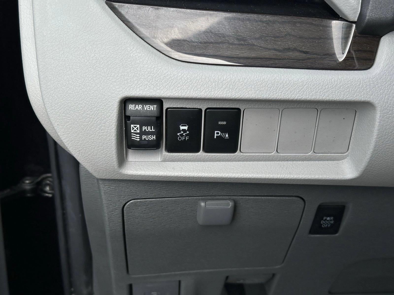 2020 Toyota Sienna XLE FWD 8-Passenger (Natl)