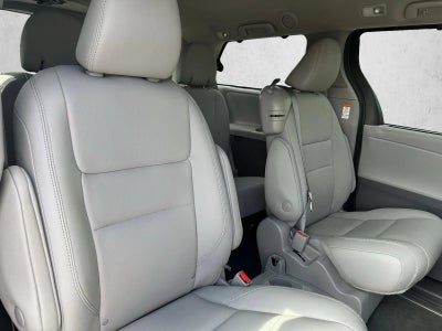 2020 Toyota Sienna XLE FWD 8-Passenger (Natl)