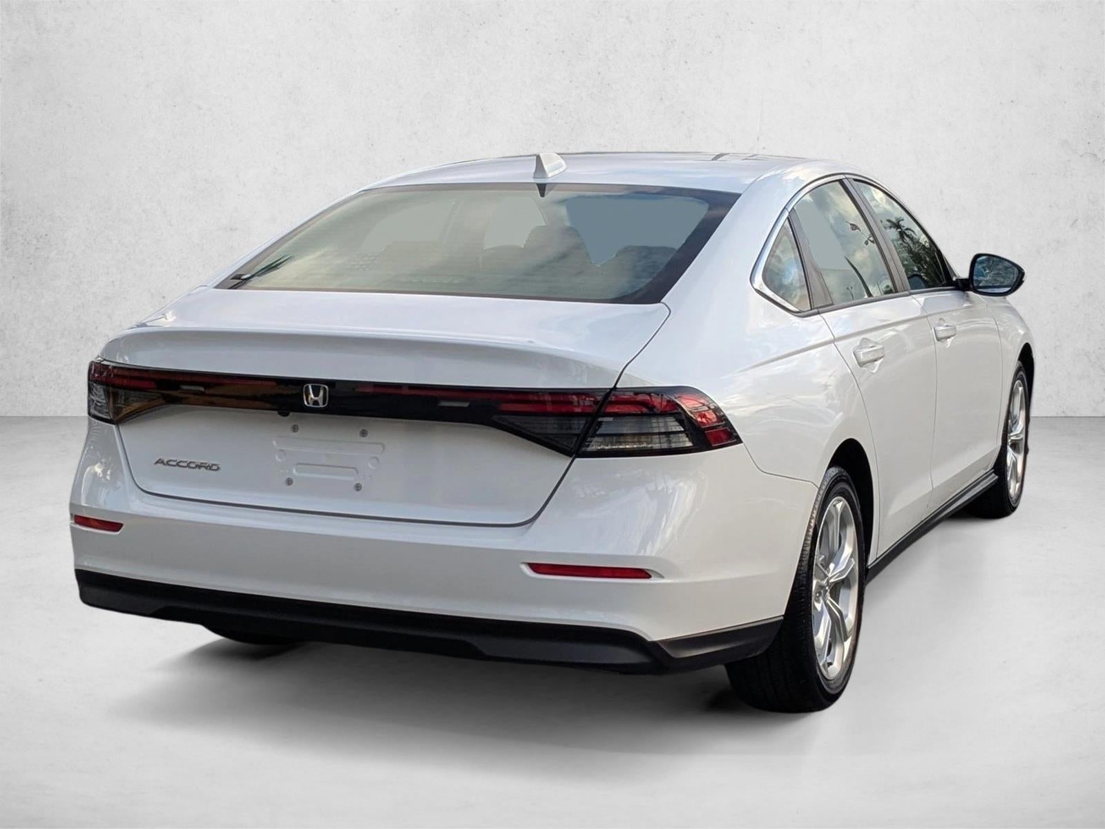 2023 Honda Accord Sedan LX CVT