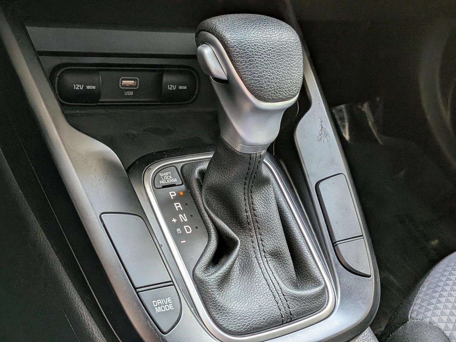 2023 Kia Soul LX IVT