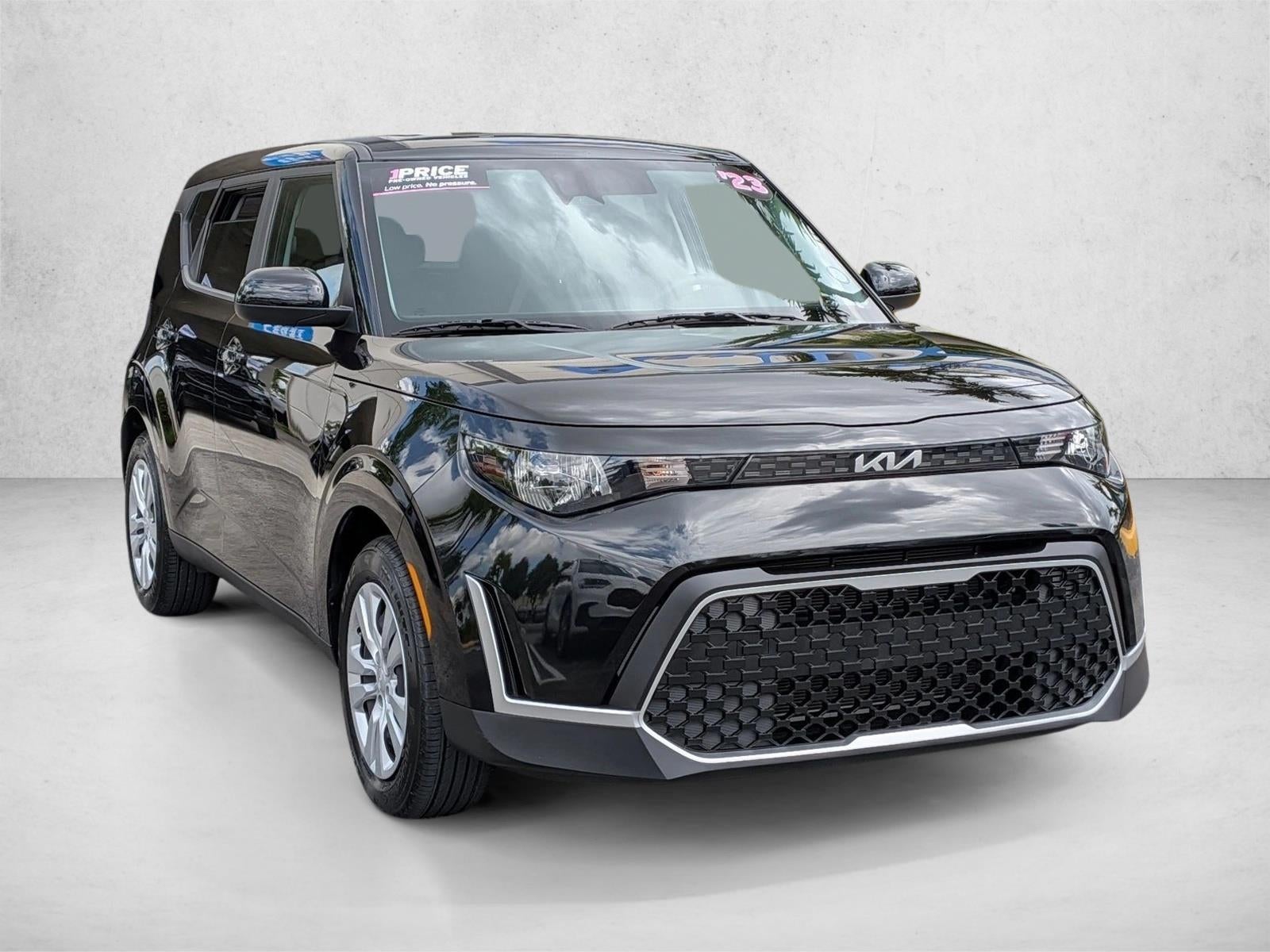 2023 Kia Soul LX IVT