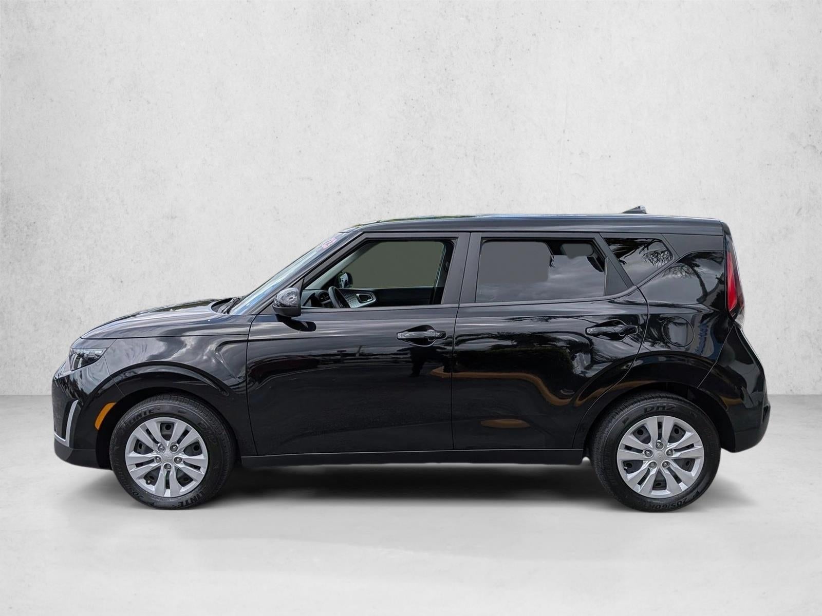 2023 Kia Soul LX IVT