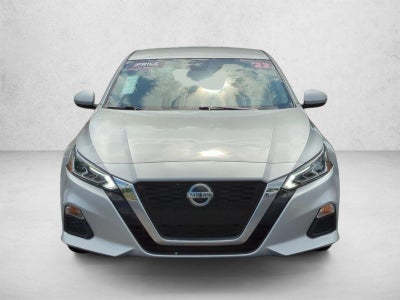 2022 Nissan Altima 2.5 SV Sedan