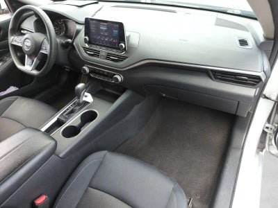 2022 Nissan Altima 2.5 SV Sedan