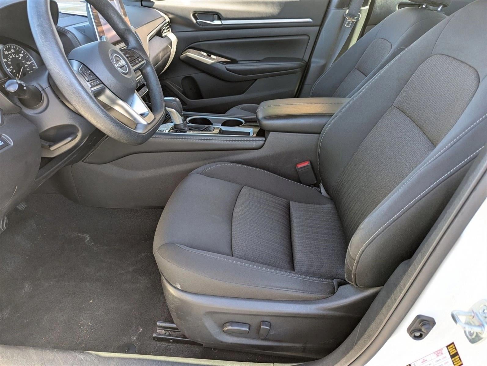 2023 Nissan Altima 2.5 SV Sedan