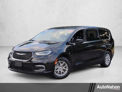 2025 Chrysler Pacifica Select FWD