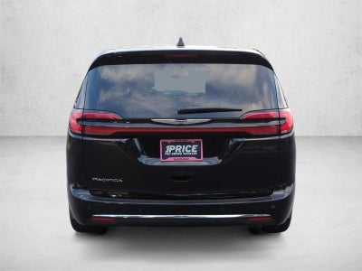 2025 Chrysler Pacifica Select FWD