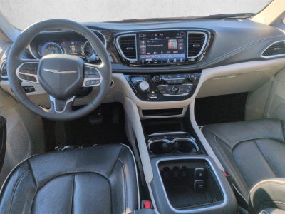 2024 Chrysler Pacifica Limited FWD