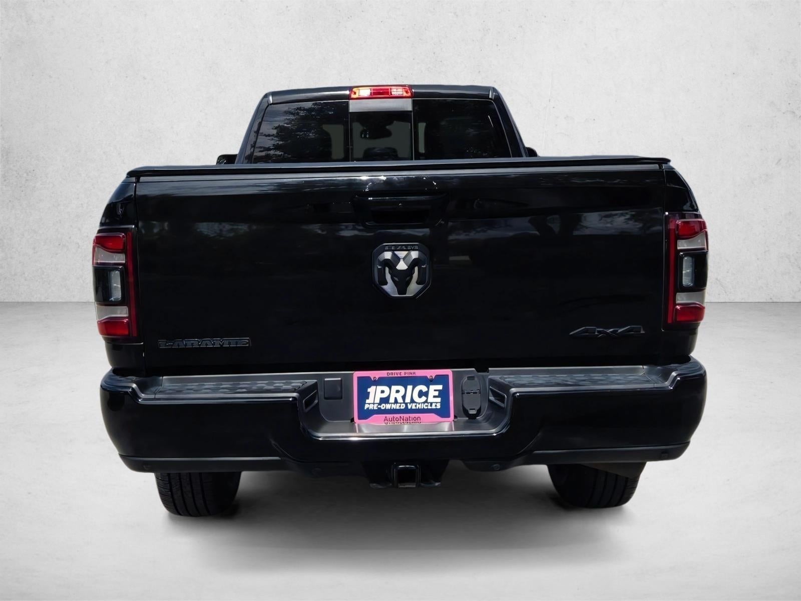 2022 RAM 3500 Laramie 4x4 Crew Cab 8' Box