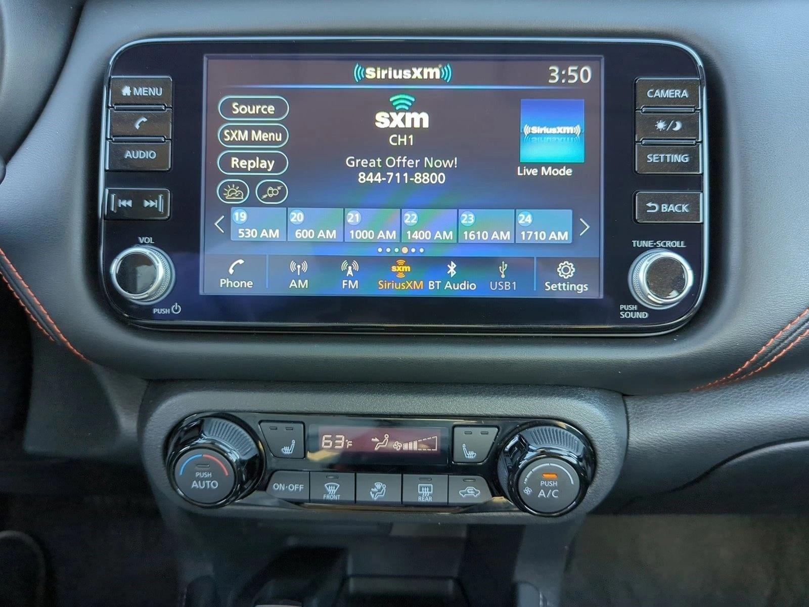 2023 Nissan Kicks SR FWD