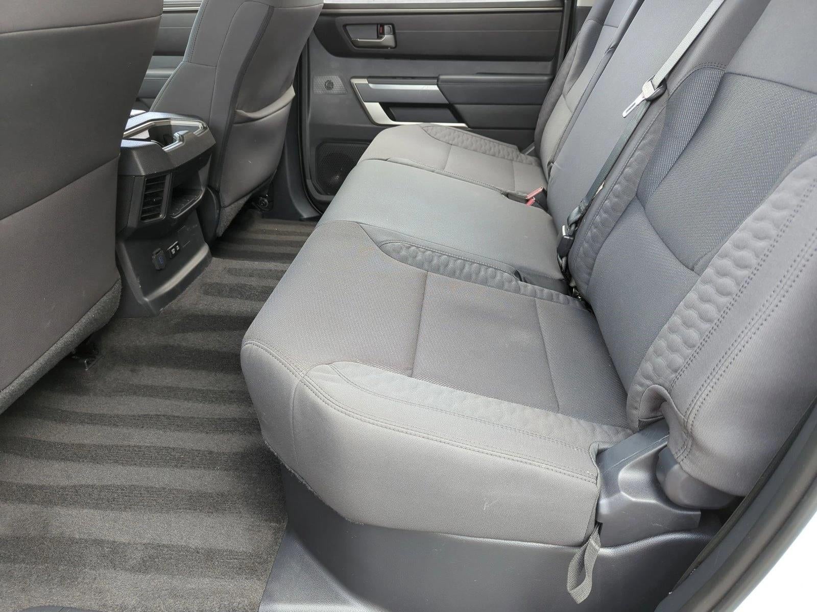 2024 Toyota Tundra 4WD 4WD SR5 CrewMax 5.5' Bed (SE)