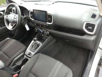 2022 Hyundai VENUE SEL IVT