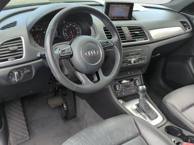 2018 Audi Q3 2.0 TFSI Premium FWD