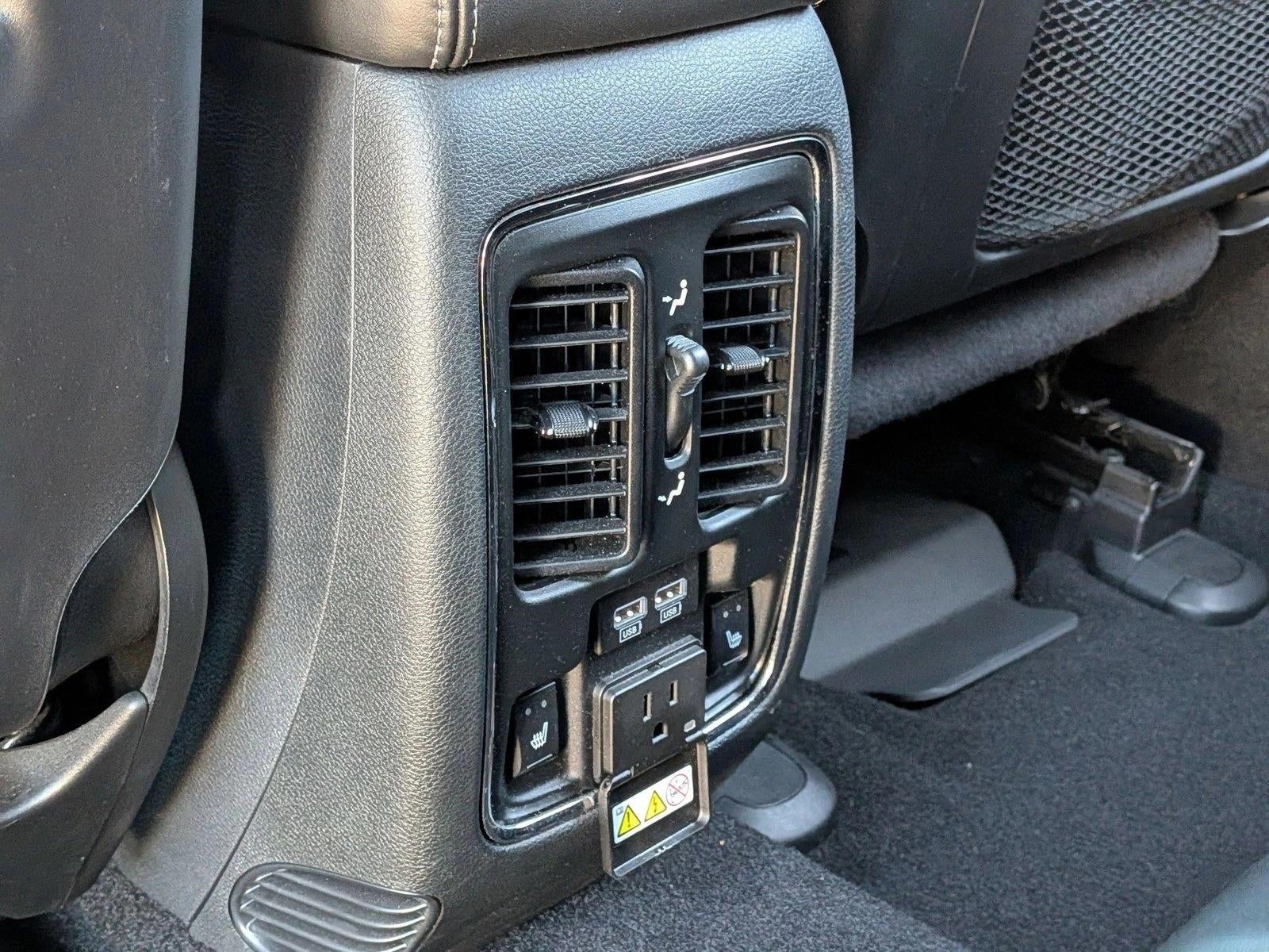 2019 Jeep Grand Cherokee Overland 4x2