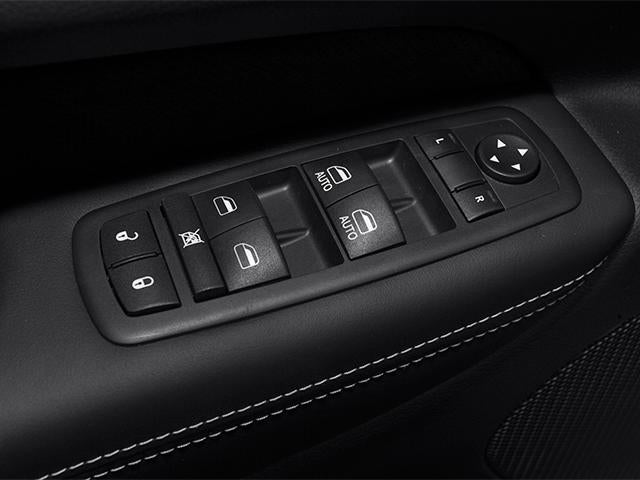 2013 Jeep Grand Cherokee 4WD 4dr SRT8 *Ltd Avail*