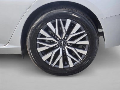 2023 Nissan Altima 2.5 SV AWD Sedan