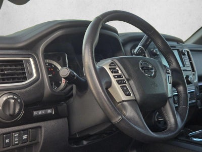 2019 Nissan Titan 4x4 Crew Cab SV