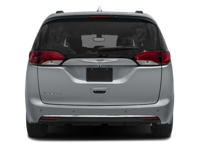 2017 Chrysler Pacifica Limited FWD