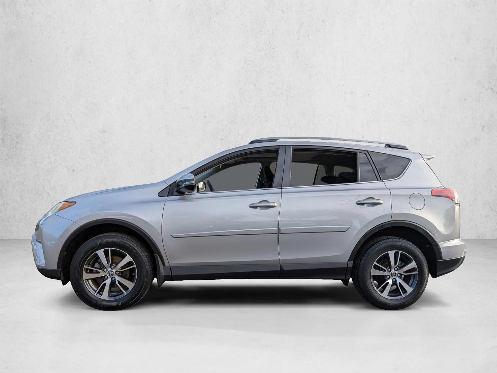2018 Toyota RAV4 XLE AWD (Natl)