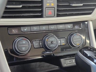 2024 Volkswagen Jetta SE Auto