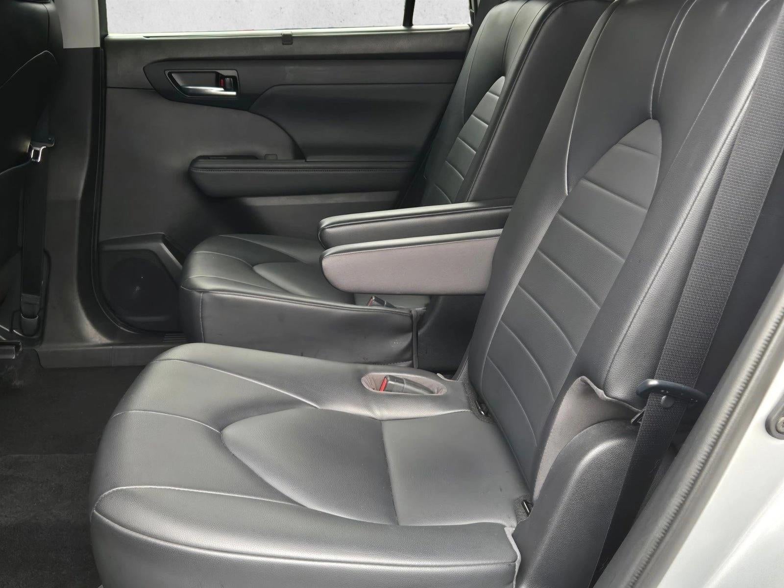 2022 Toyota Highlander Hybrid XLE FWD (Natl)