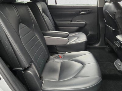 2022 Toyota Highlander Hybrid XLE FWD (Natl)