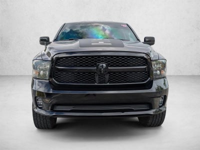 2017 RAM 1500 Express 4x2 Crew Cab 5'7" Box