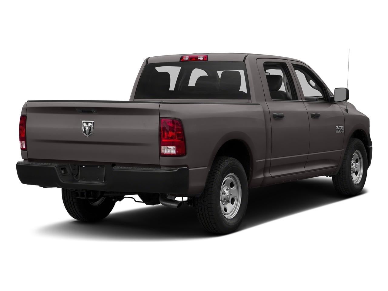 2017 RAM 1500 Express 4x2 Crew Cab 5'7" Box
