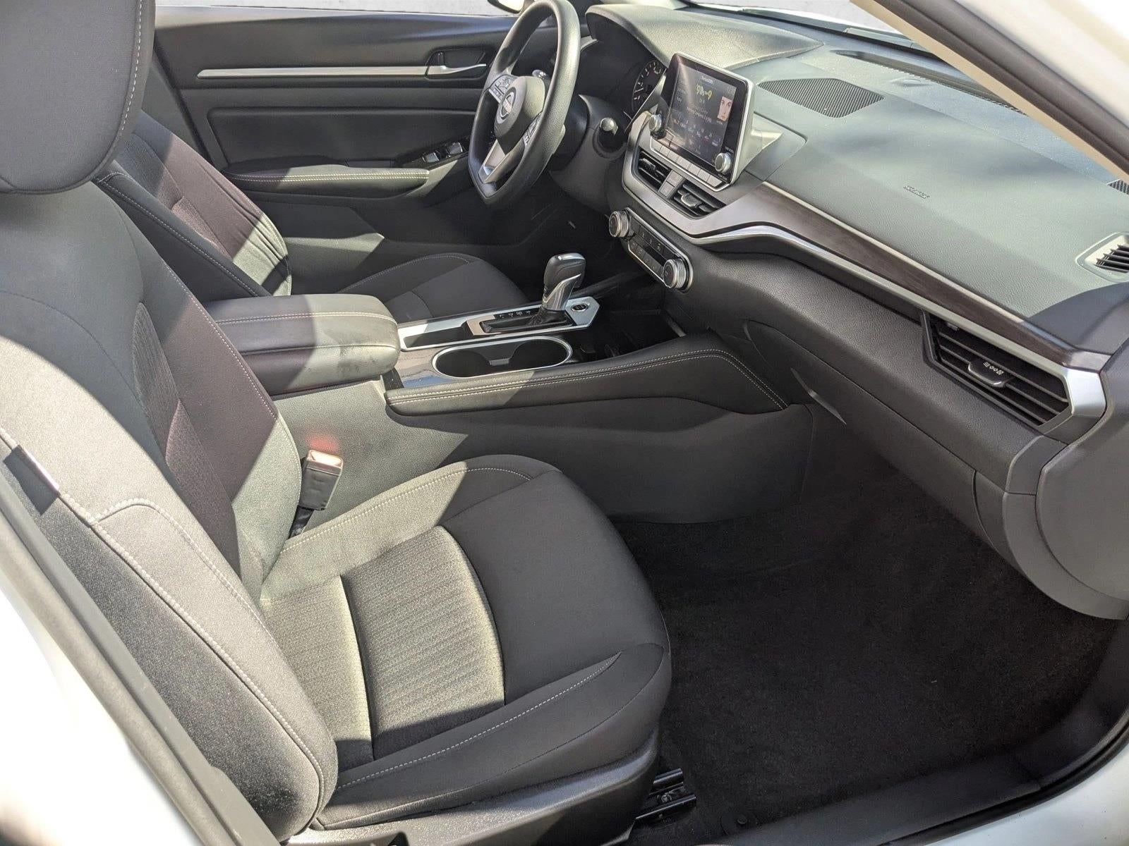 2023 Nissan Altima 2.5 SV Sedan