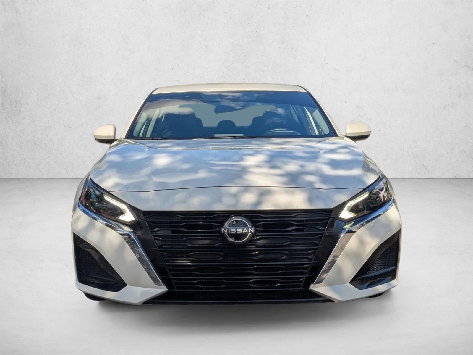 2023 Nissan Altima 2.5 SV Sedan