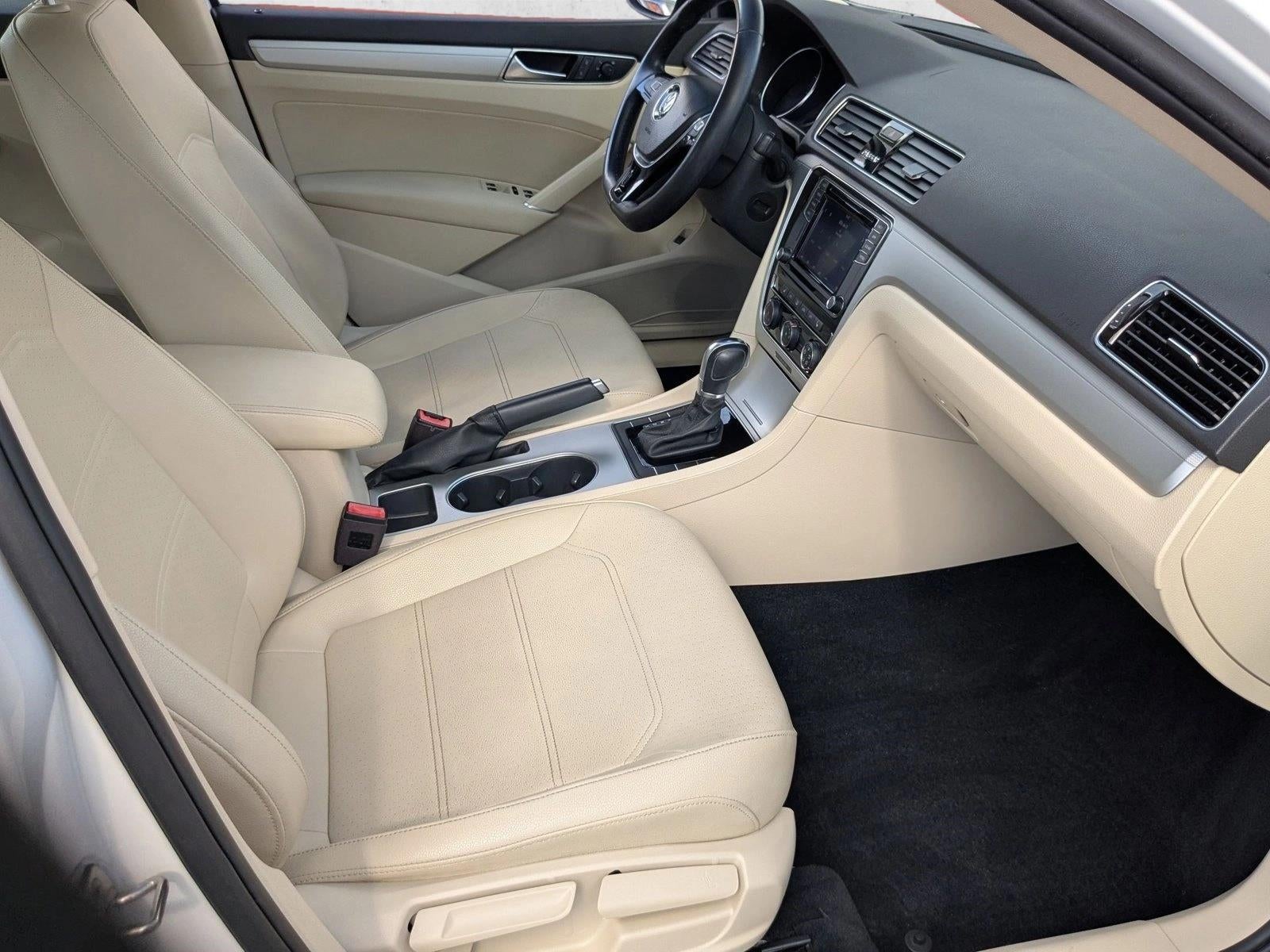 2019 Volkswagen Passat 2.0T Wolfsburg Edition Auto