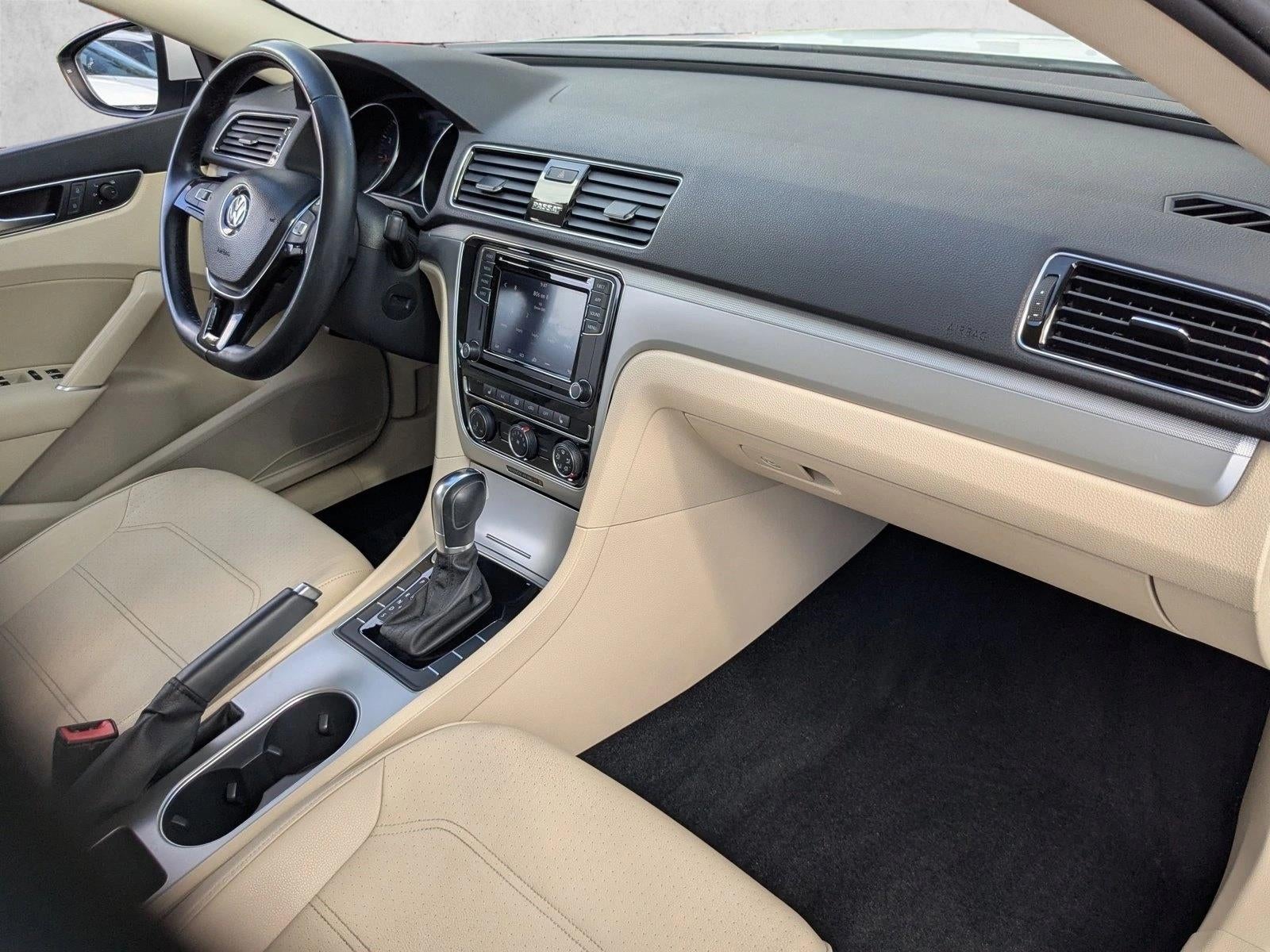 2019 Volkswagen Passat 2.0T Wolfsburg Edition Auto