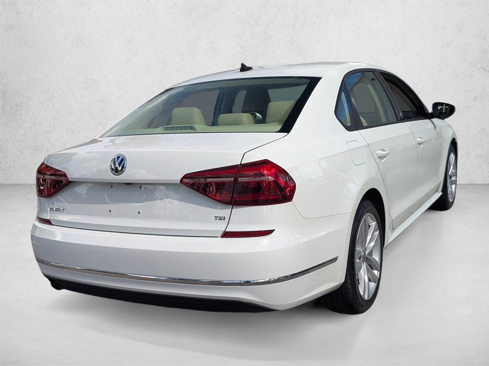 2019 Volkswagen Passat 2.0T Wolfsburg Edition Auto