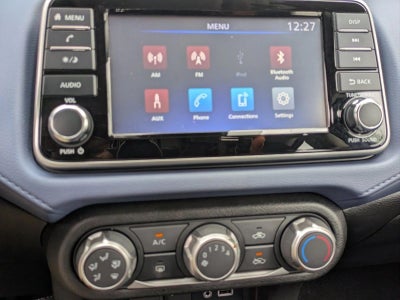 2023 Nissan Versa SV CVT