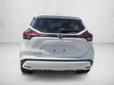 2023 Nissan Kicks S FWD