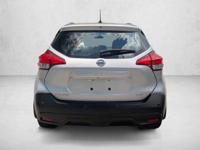 2020 Nissan Kicks SV FWD