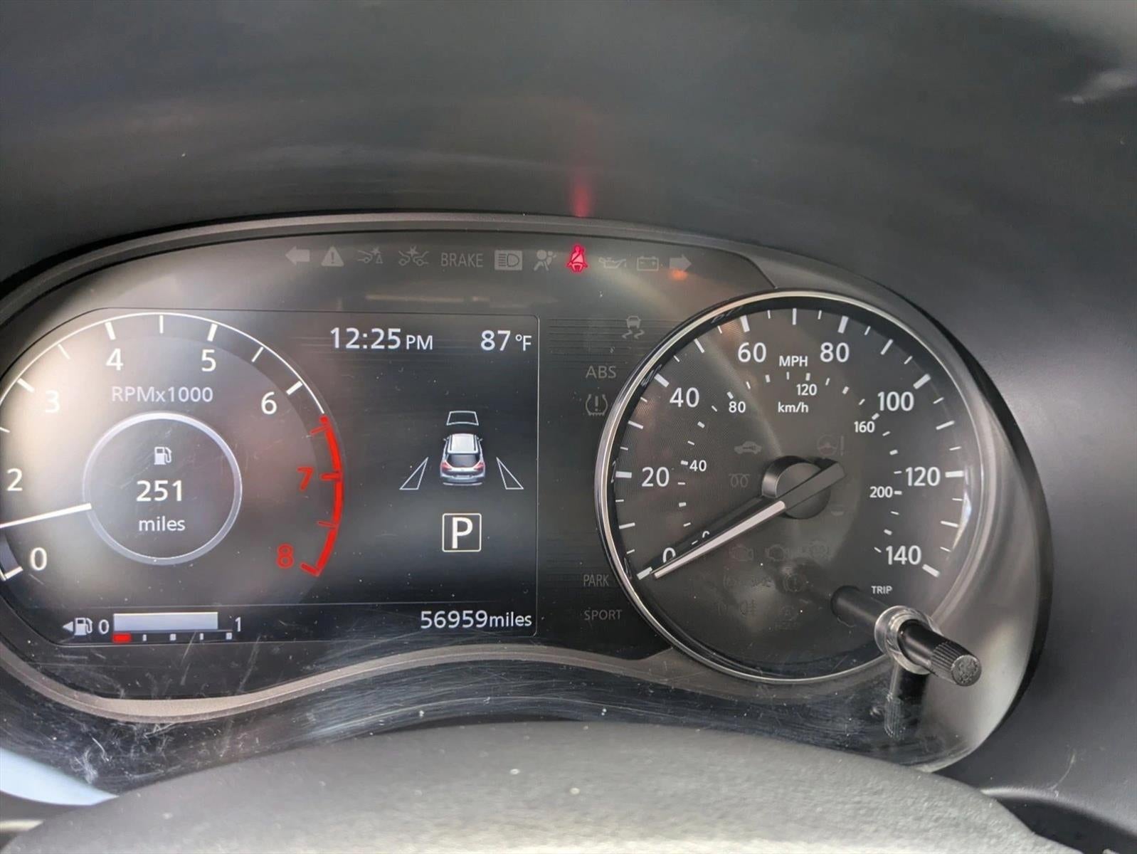 2023 Nissan Kicks SR FWD