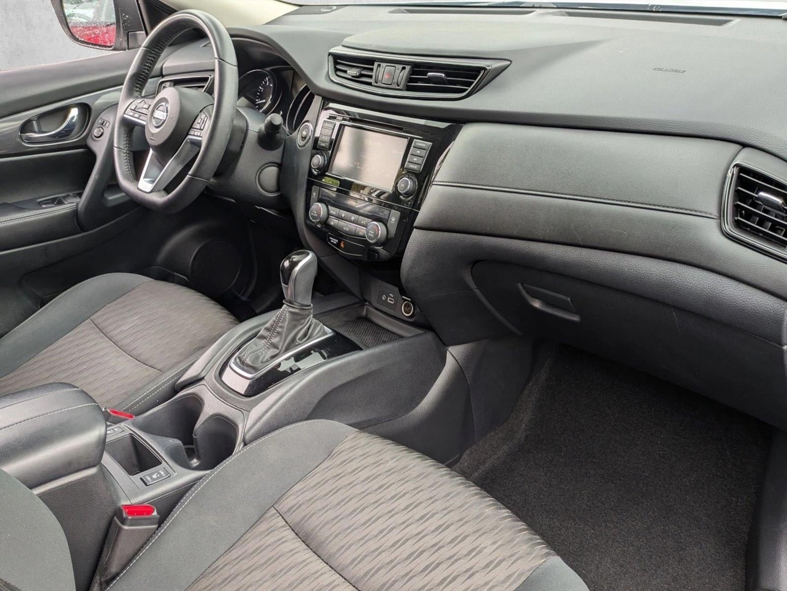 2020 Nissan Rogue FWD SV