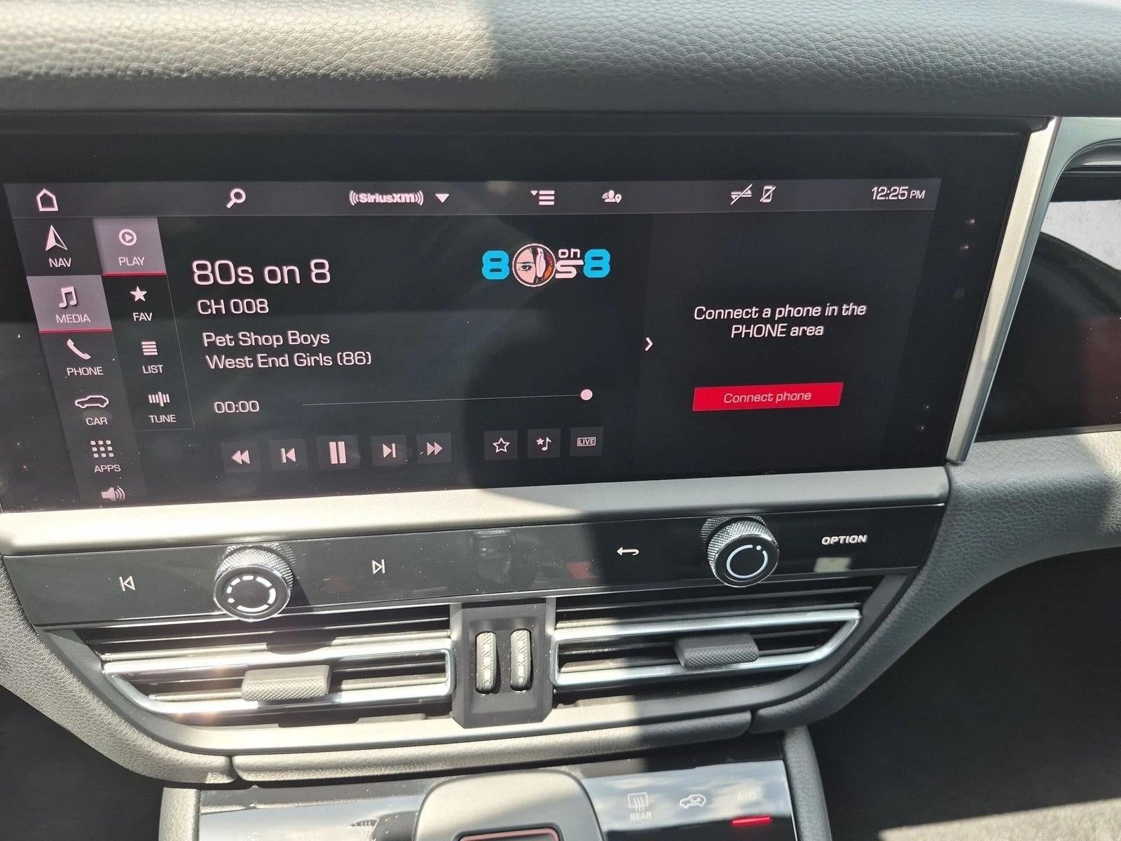 2023 Porsche Macan AWD