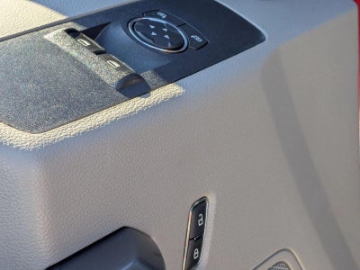 2022 Ford Super Duty F-250 SRW XLT 4WD Reg Cab 8' Box