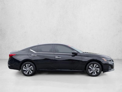 2025 Nissan Altima S FWD