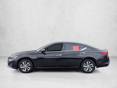 2025 Nissan Altima S FWD