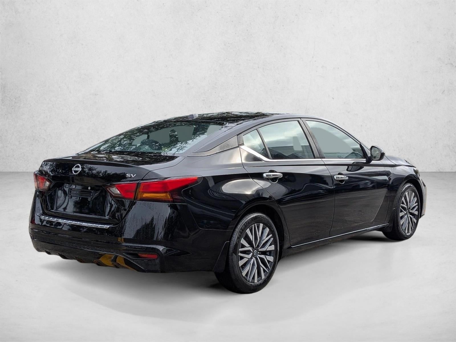 2023 Nissan Altima 2.5 SV Sedan